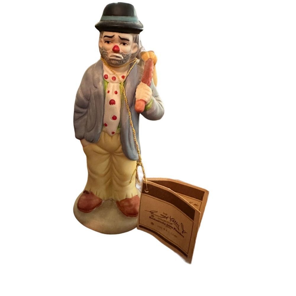 Vintage Porcelain Emmett Kelly Figure Flambro 5.5" tall Hobo Clown Collectable